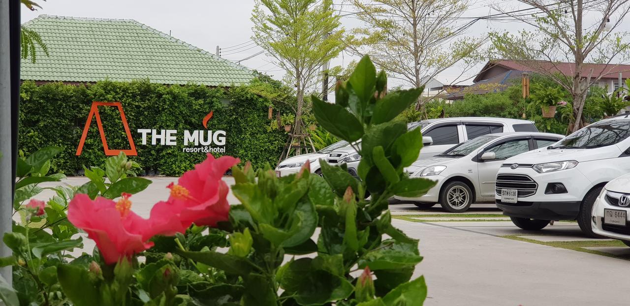 The Mug Resort Chonburi Exterior photo