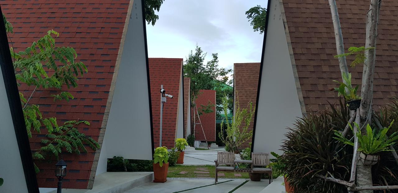 The Mug Resort Chonburi Exterior photo